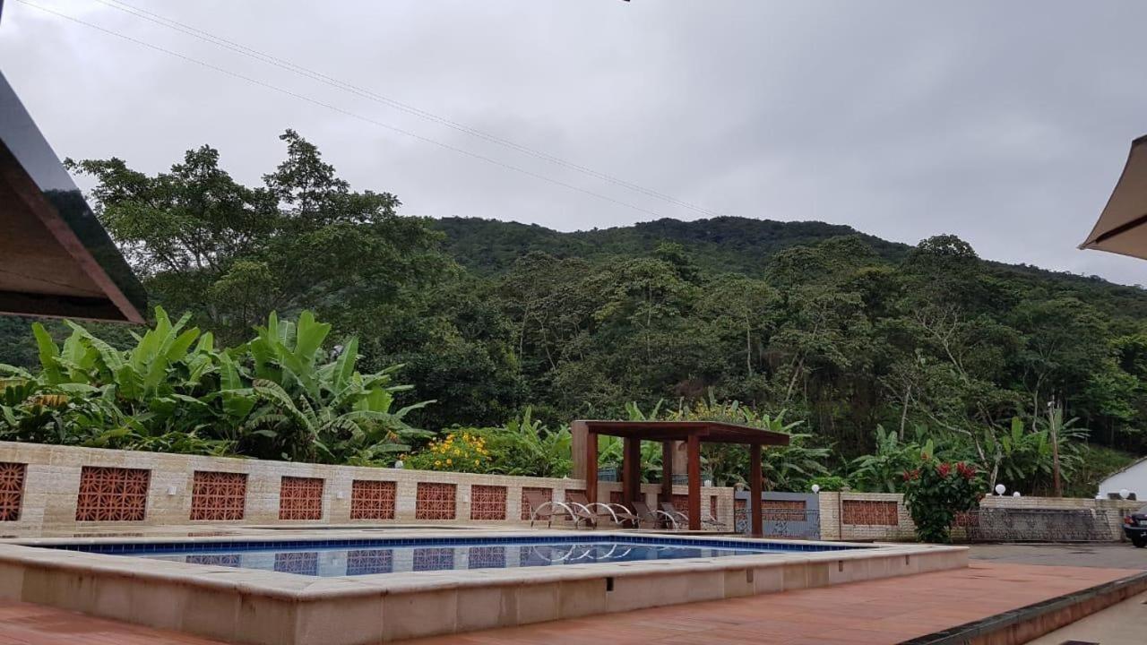 Hotel Cantinho Das Flores Guaramiranga Exterior foto